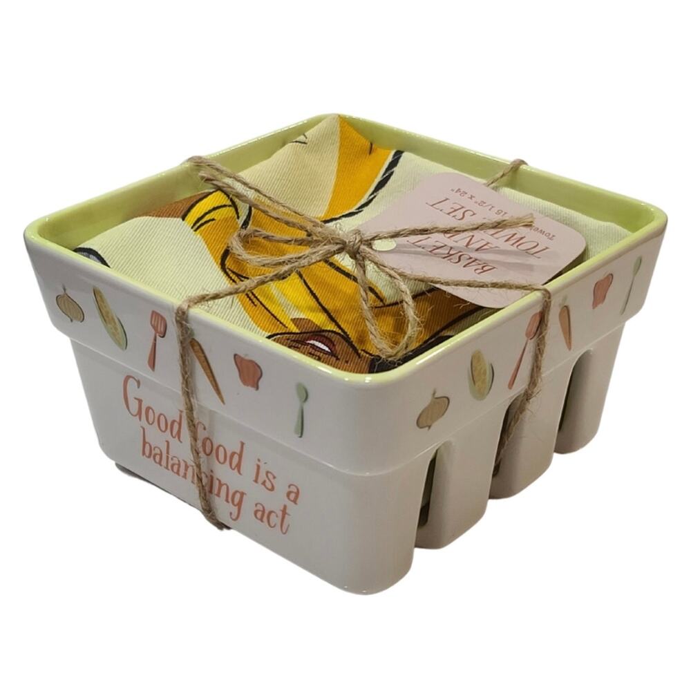 NWT Disney Parks Basket n Towel Set Epcot Food n Wine Festival Princess Tiana